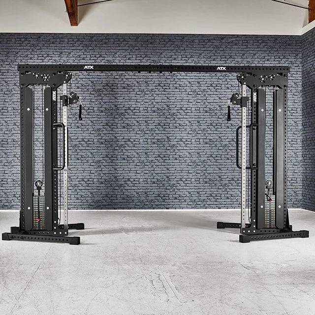 Cable Crossover kabelstasjon 2x90 kg stablelodd detalj av kabler