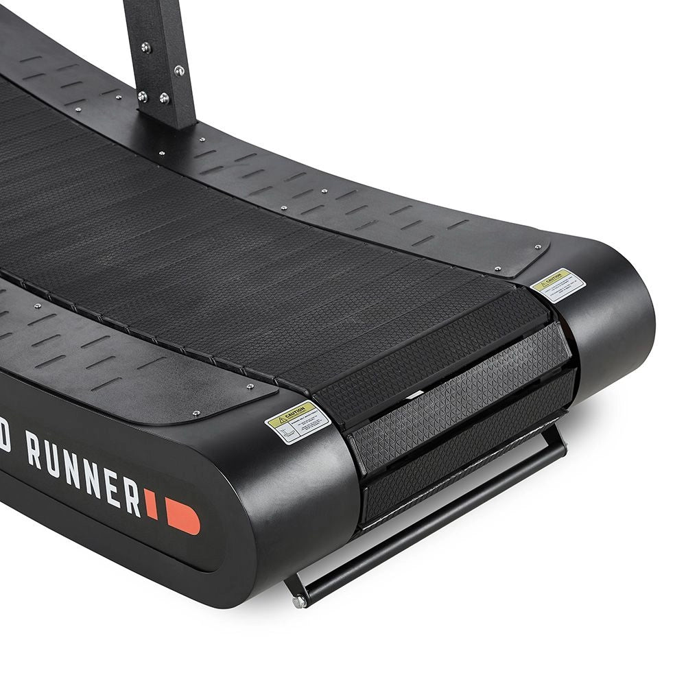 Bruksdetalj av Curved treadmill Speed Runner 171x83 cm 180 kg