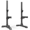 Frittstående squat rack 182,5 cm med J-Hooks og Safety Spotter Arms front