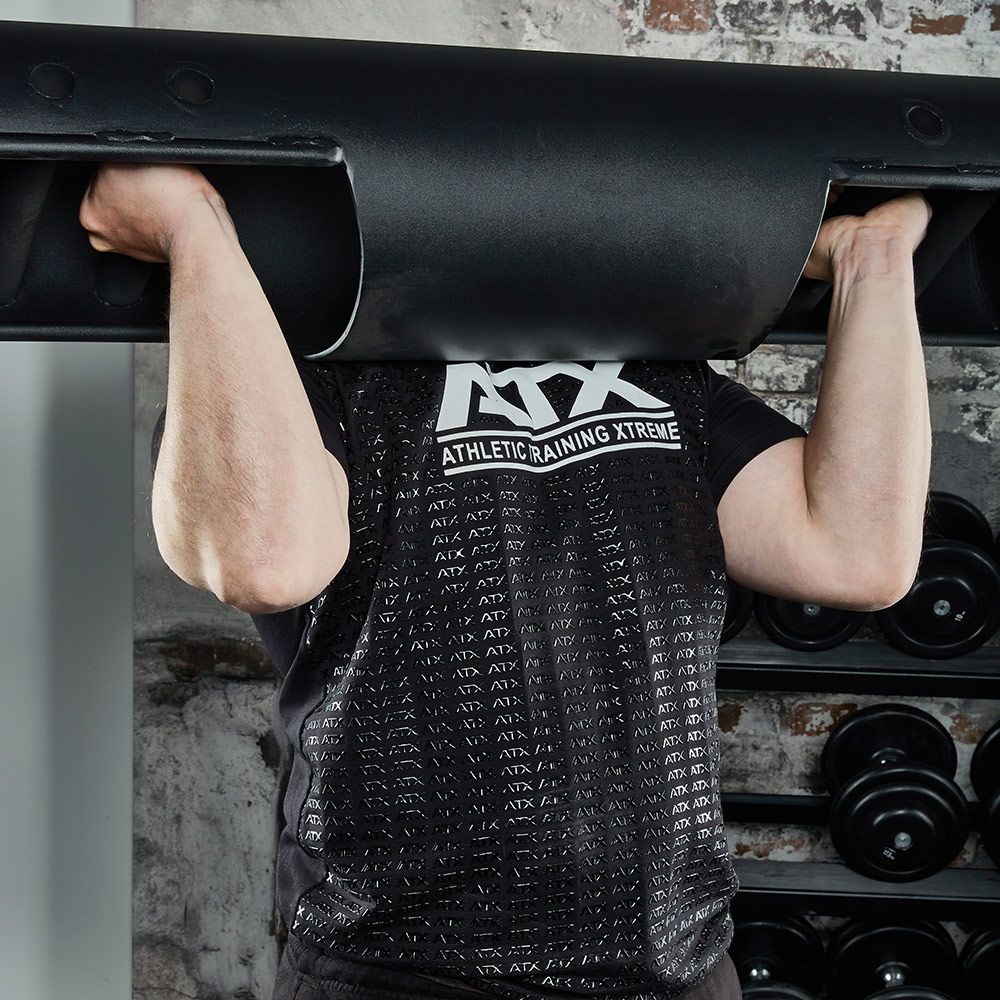 Grip shirt størrelse M-XXL svart bomull/lycra montert på modell
