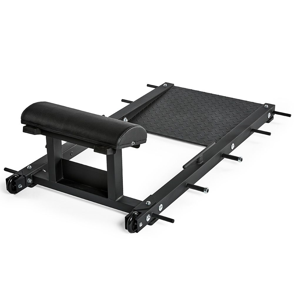 Hip Thruster 600 treningsbenk 250 kg belastning montert i treningsrom