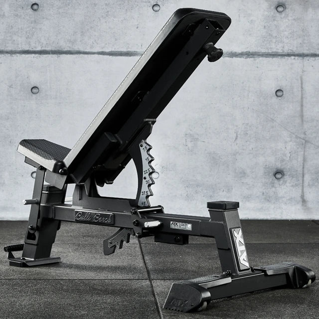 Justerbar treningsbenk Bulls Bench 600 kg kapasitet hjul