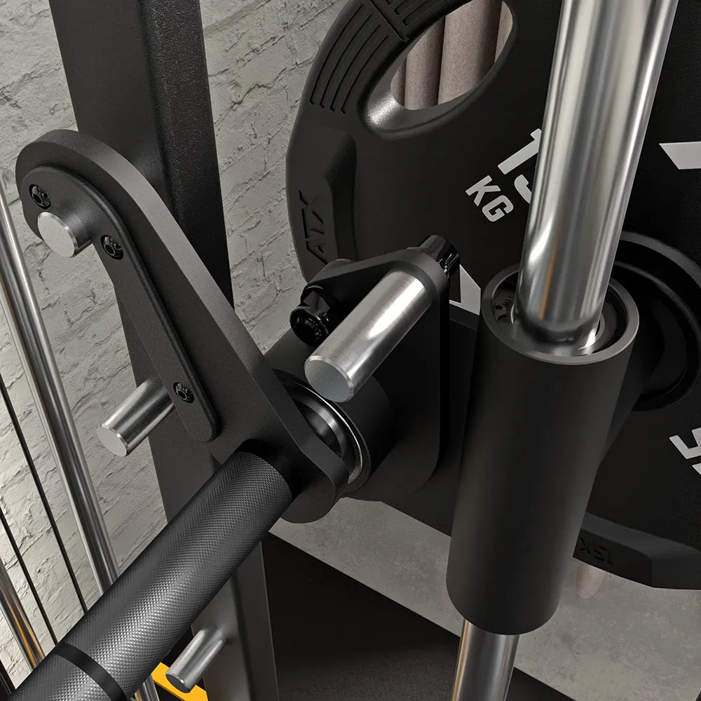 Komplett Rack med kabelstasjon og Smith Machine sett fra siden