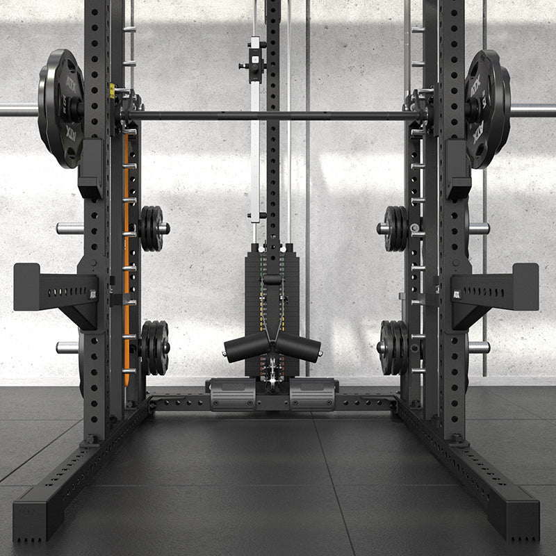 Nærbilde av seilruller på Lat Pulldown-tilvalg med 125 kg vektstabel