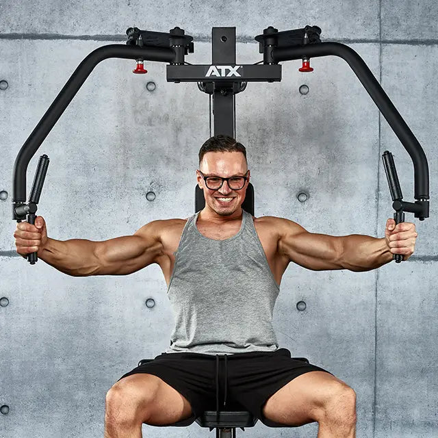 Pec Fly Combo butterfly reverse 150 kg kapasitet justeringsmekanisme