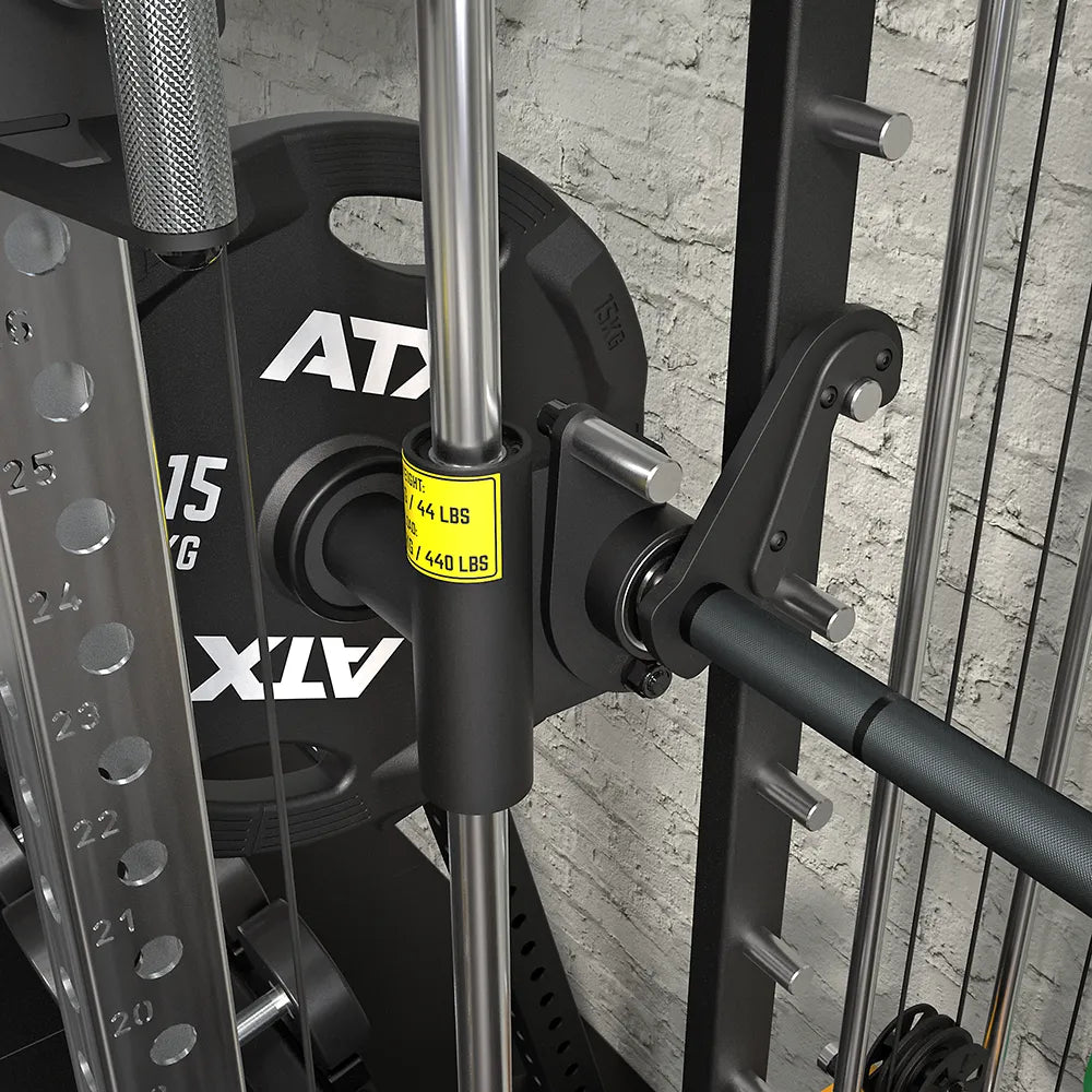 Rack med kabelstasjon og Smith Machine med hantelholder
