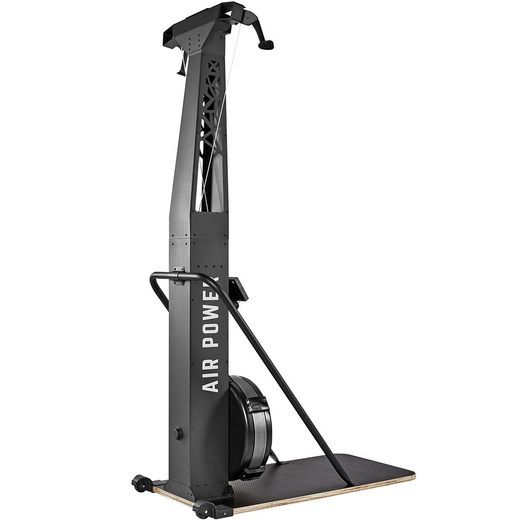 Ski Air Trainer frittstående luftmotstand 40 kg montert i treningsrom