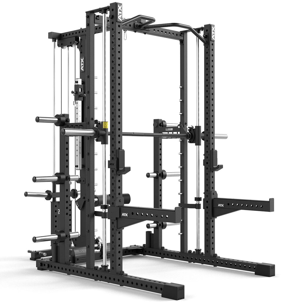 Smith machine komplettstasjon med lat pulldown Plate Load Ø 50 mm montert i treningsrom