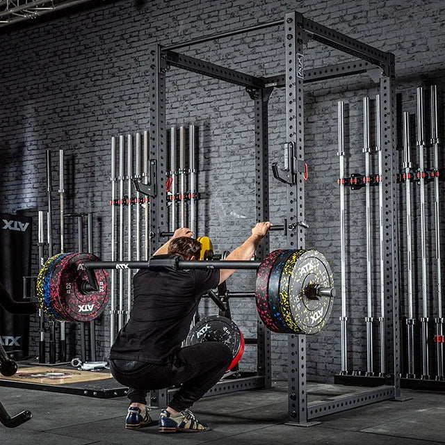 Squat Multi Handles Serie 800 300 kg belastning par montert på rack