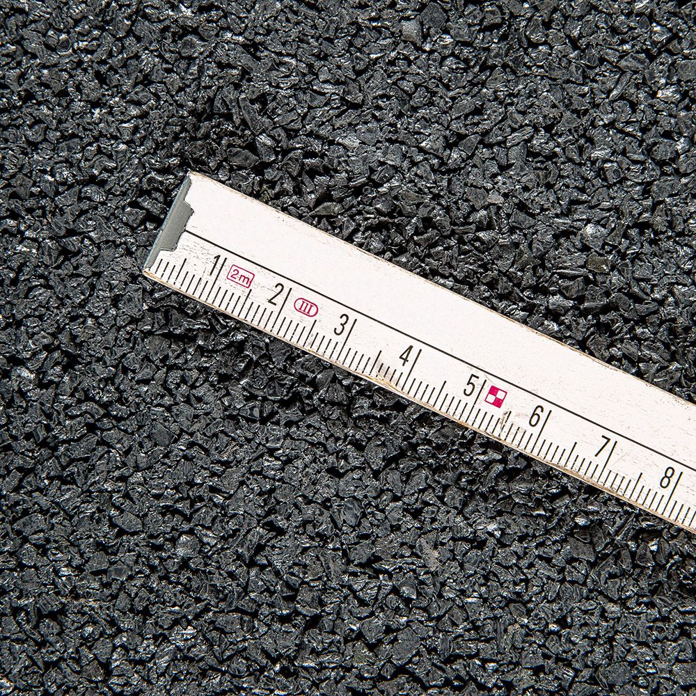 Detalj av Vektløftermatte 101x101x4 cm 35 kg gummigranulat svart